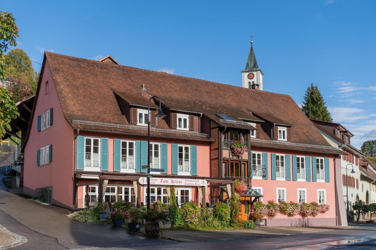 Gasthaus-Pension Zum Kreuz Stuhlingen Dış mekan fotoğraf