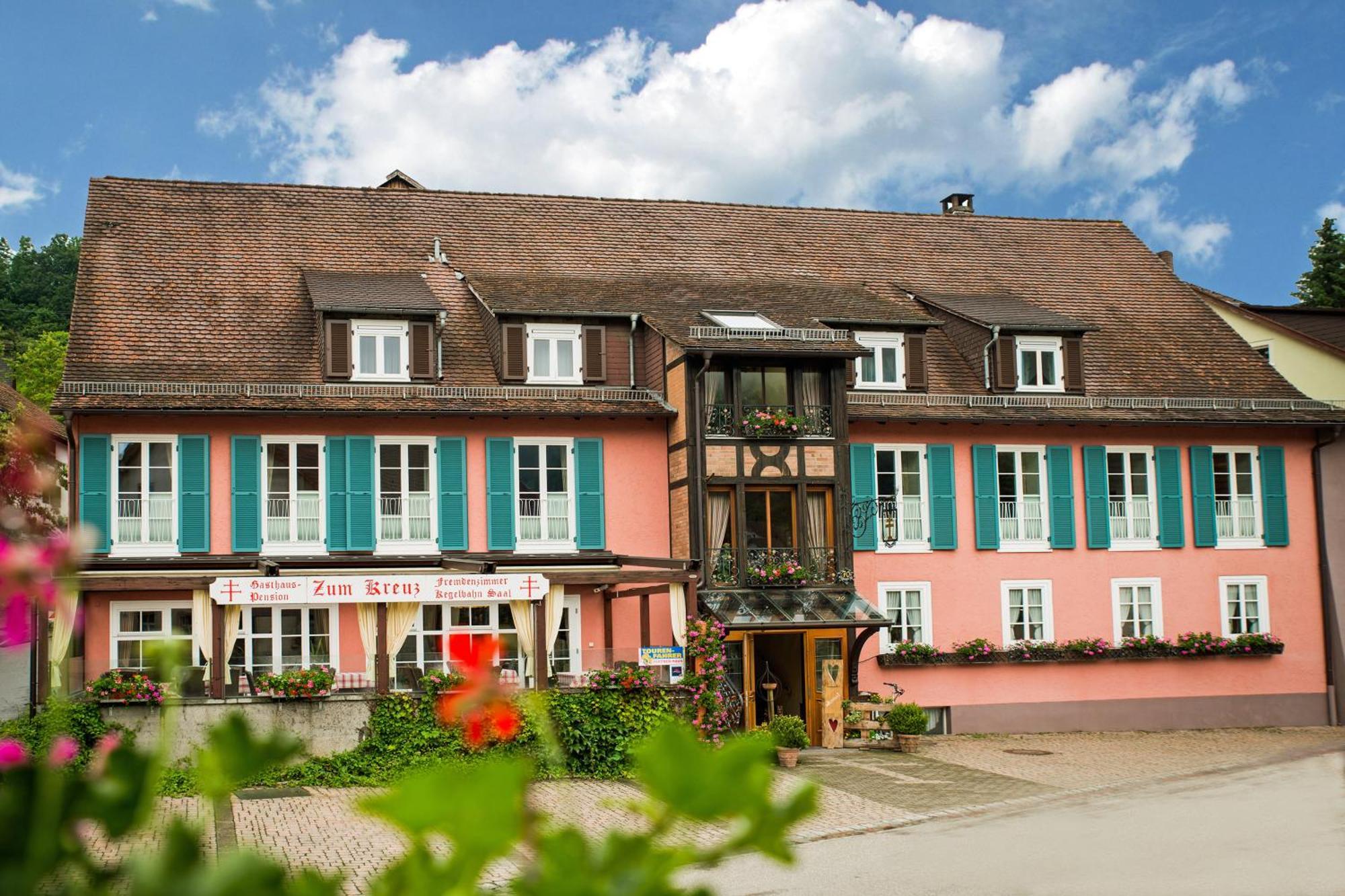 Gasthaus-Pension Zum Kreuz Stuhlingen Dış mekan fotoğraf